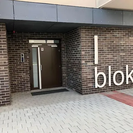 Novy Stylovy Byt, Blizko Letiska * ブラチスラヴァ